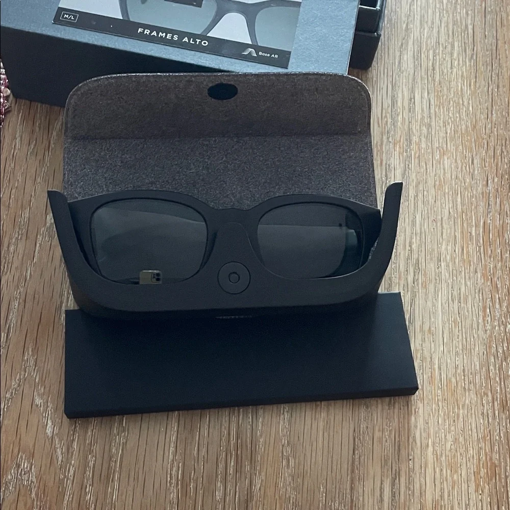 Bose Frames Alto with Black Lenses